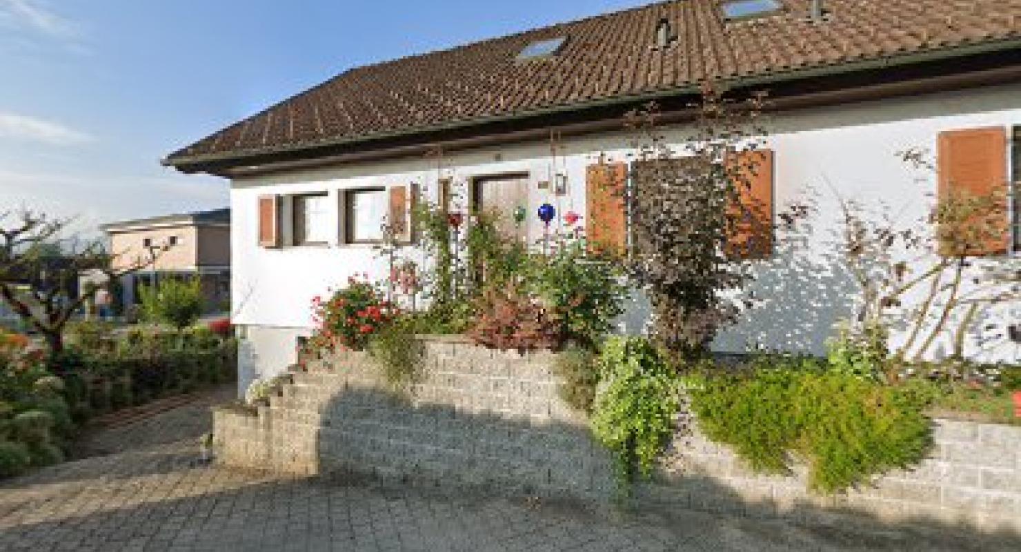 Mrs. Margrit Jenni Schneiderei - Upcycling-Mode in Aargau