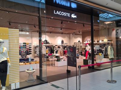 Lacoste - Second-Hand-Kleidung in Waadt