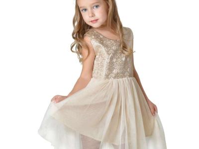 Pinkvanille.ch - Schweizer Shop für festliche Baby-/Kindermode und Meerjungfrauenflossen - Abbigliamento di seconda mano a Zugo