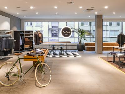 SAM - Tailor Store Zug x LesDeux - Mode upcyclée à Zoug
