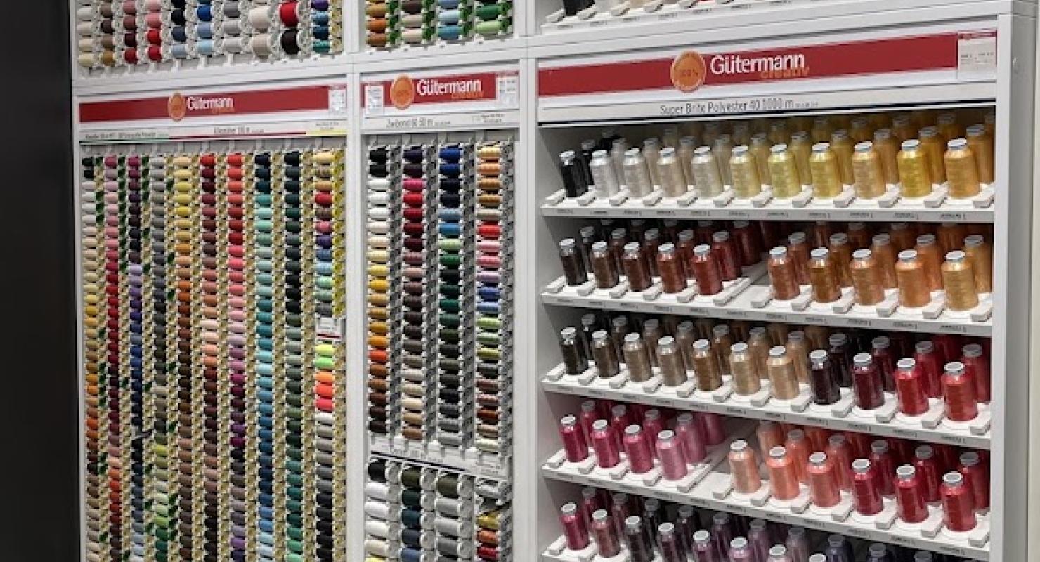 BERNINA - Burri Nähcenter Zug AG - Abbigliamento di seconda mano in Zugo