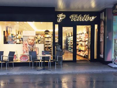 Tchibo Filiale und Kaffeebar - Vêtements de seconde main à Zoug