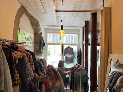 ClotheUp - Second-Hand-Kleidung in Bern