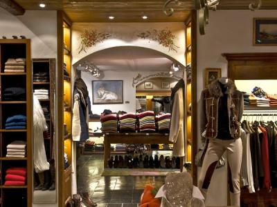 Maison Lorenz Bach - Second-Hand-Kleidung in Bern