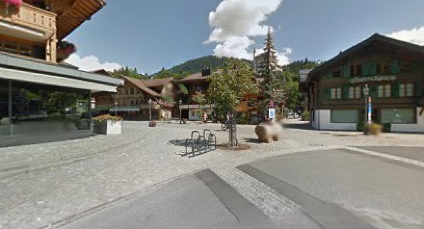Themis Z - Gstaad Flagship Store - Upcycling-Mode in Bern