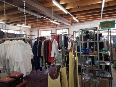 HIOB Brockenstube Secondhand - Second-Hand-Kleidung in Bern
