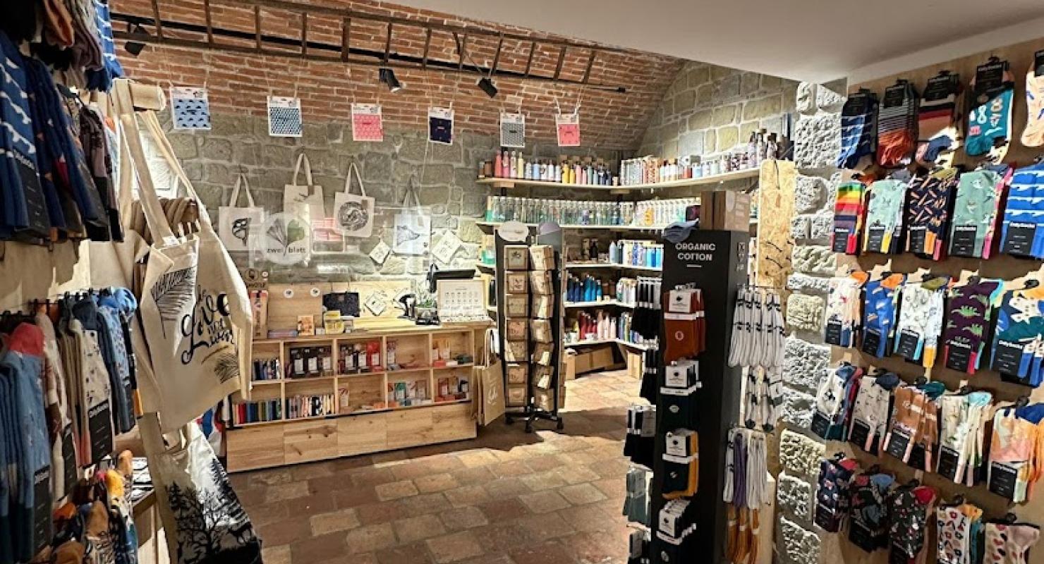 Zweiblatt Concept Store - Abbigliamento di seconda mano in Berna