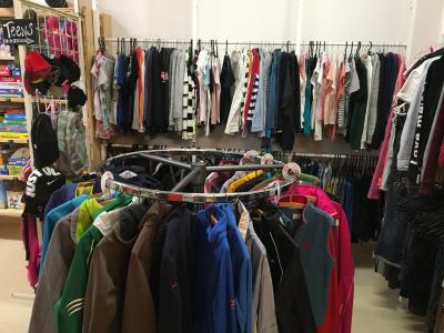Fliegenpilz - Secondhand für Kids und Teens - Abbigliamento di seconda mano a Berna