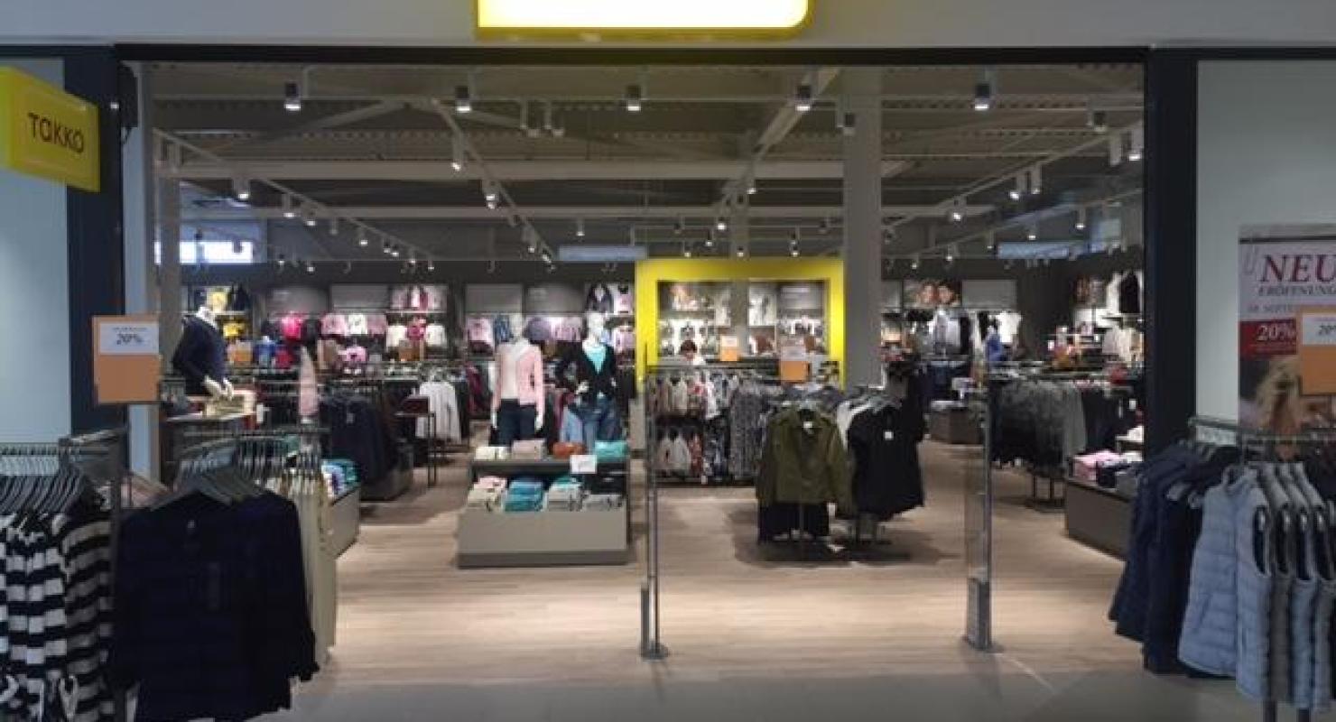 TAKKO FASHION Reinach AG - Second-Hand-Kleidung in Aargau