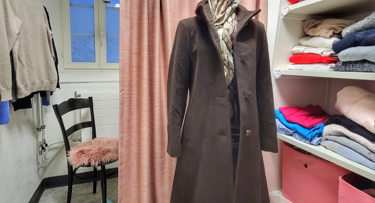 2 Hand Store - Second-Hand-Kleidung in Aargau