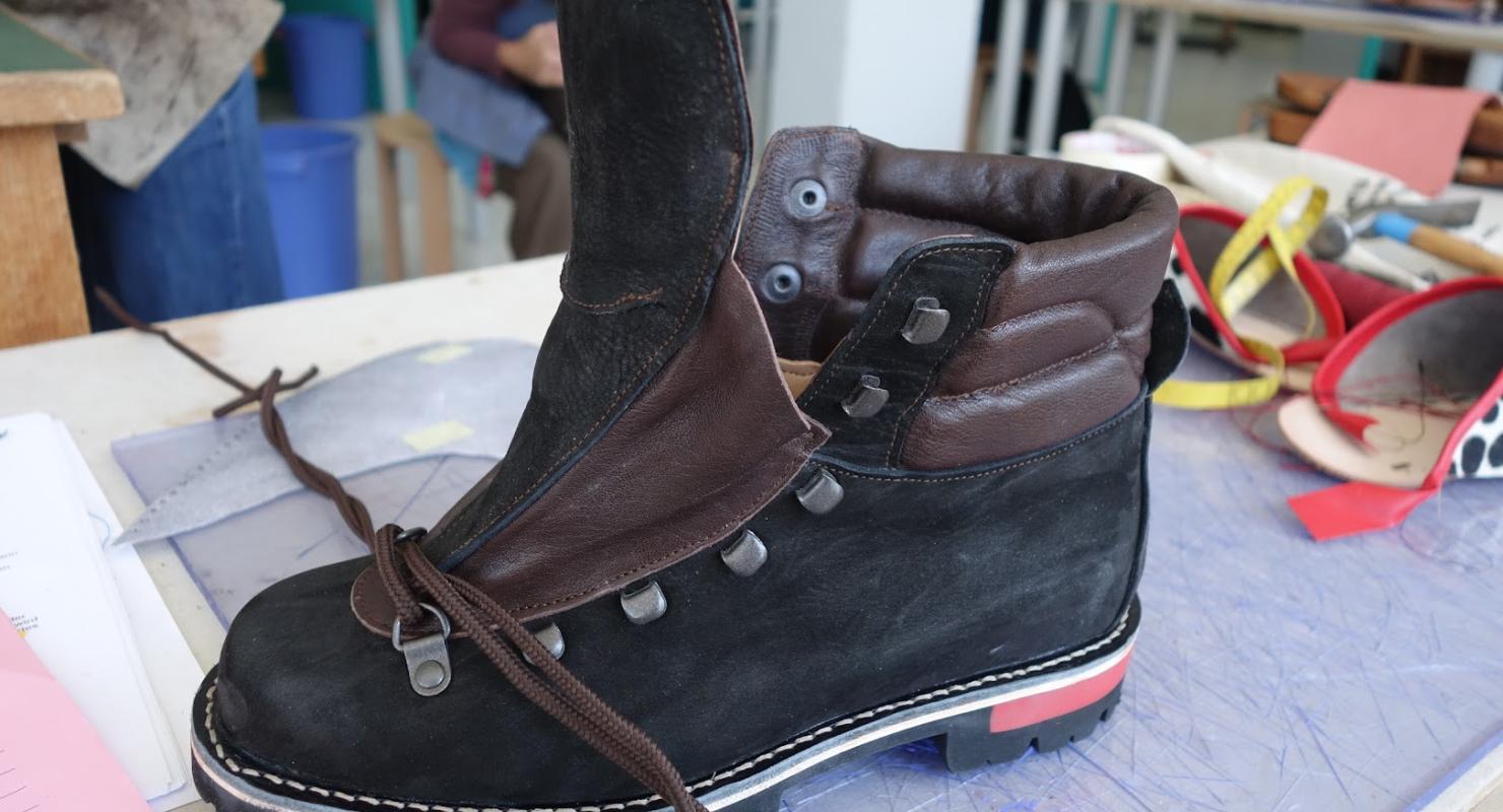 Schuhmacherei Zwickmühle - Second-Hand-Kleidung in Bern