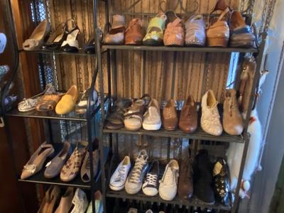 Karin‘s Vintage Atelier GmbH - Second-Hand-Kleidung in Bern