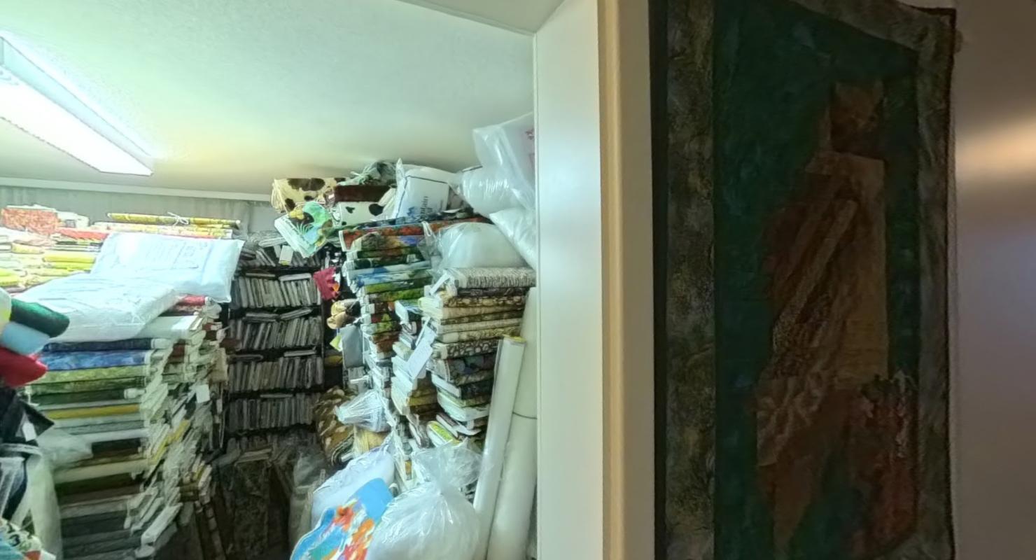 Nähmaschinen BeSt's-Stoffatelier - Second-Hand-Kleidung in Bern