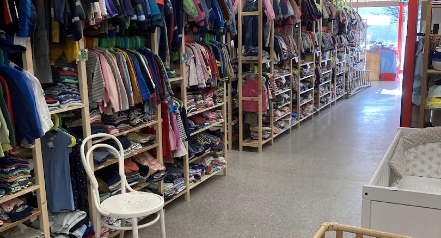 Kinderkleiderbörse Simme Hand Art - Abbigliamento di seconda mano in Berna