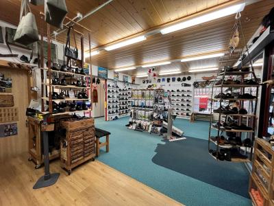 Schuhhaus Brunner GmbH - Second-hand Clothing in Bern