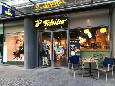 Tchibo Filiale und Kaffeebar - Second-Hand-Kleidung in Bern