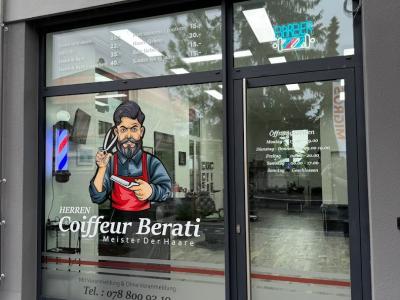Coiffeur Berati - Second-Hand-Kleidung in Bern