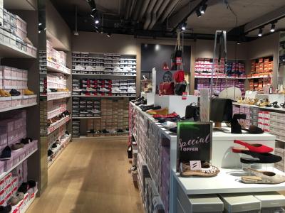 Ochsner Shoes - Second-Hand-Kleidung in Bern