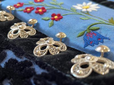 Trachtenschneiderei Regina Krummenacher - Upcycling-Mode in Bern