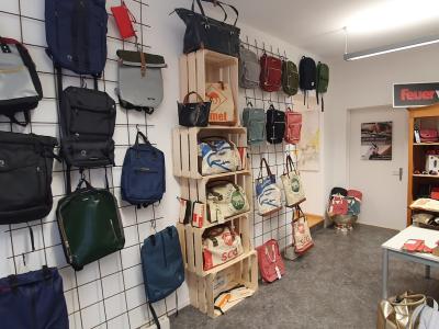 Zweiblatt Concept Store - Second-Hand-Kleidung in Aargau