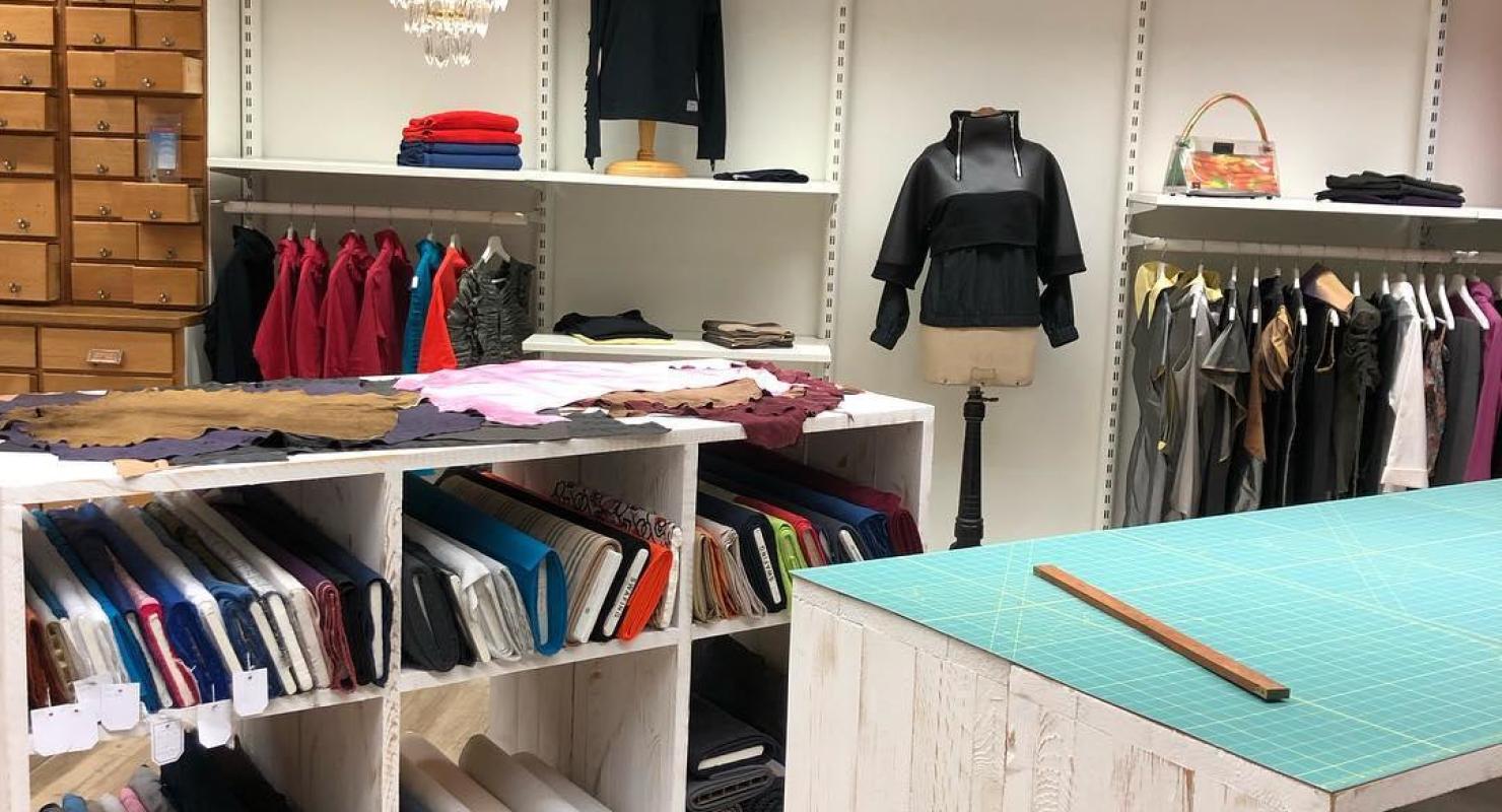 ACKERMANN & BOHUSH Swiss Fashion Manufaktur - Upcycling-Mode in Bern