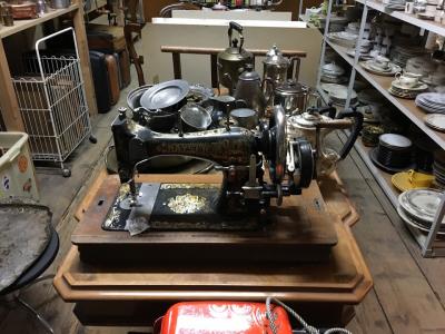 Aarberger Brockenstube - Second-Hand-Kleidung in Bern