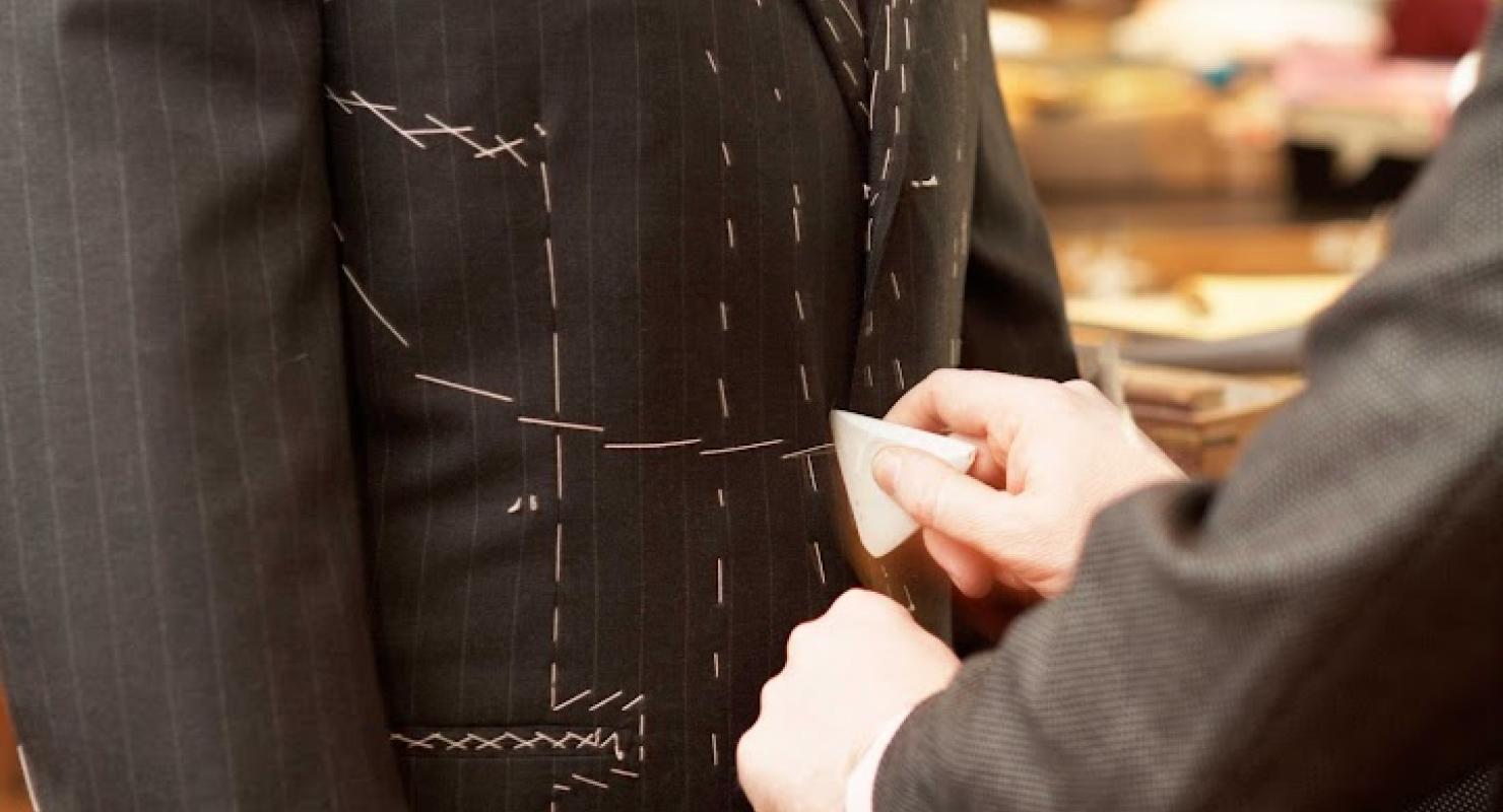 Raj Mirpuri Bespoke Tailors - Maßschneiderei für Anzüge und Hemden - Upcycling-Mode in Zürich