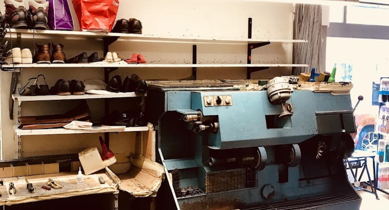 Schuhmacherei Neziri - Second-Hand-Kleidung in Zürich