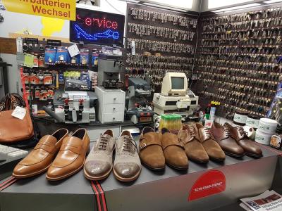 MISTER MINIT OERLIKON - Second-hand Clothing in Zurich