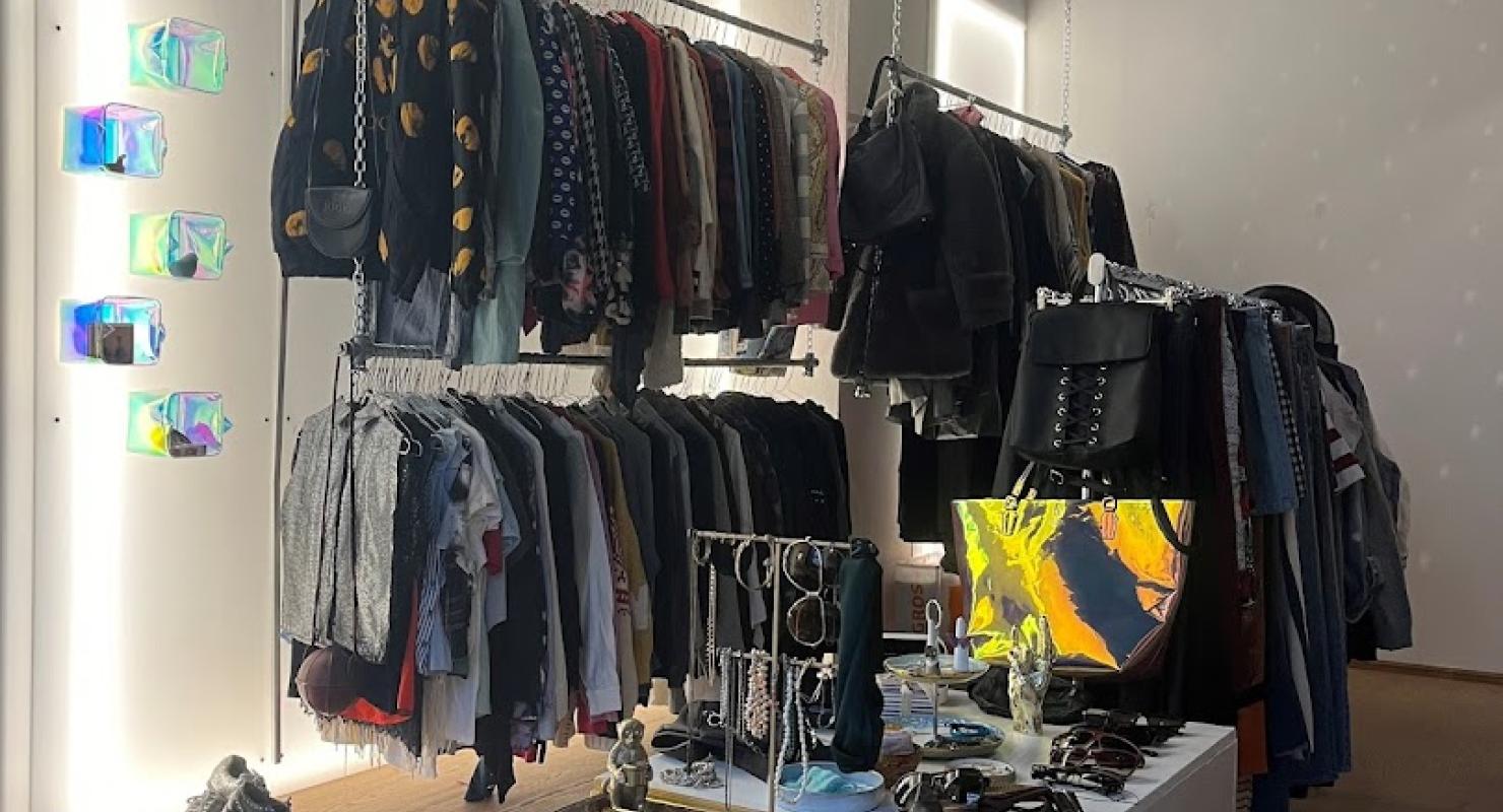 Desi‘s World Secondhand - Second-Hand-Kleidung in Zürich