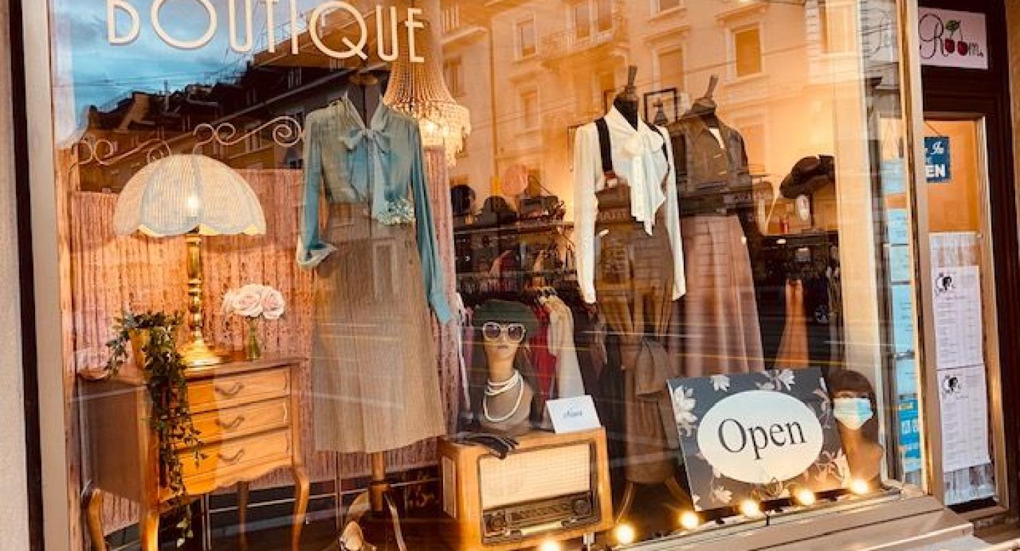 PowderRoom Vintage Boutique - Second-Hand-Kleidung in Zürich