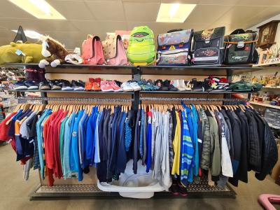 Fundsachenverkauf - Second-Hand-Kleidung in Zürich