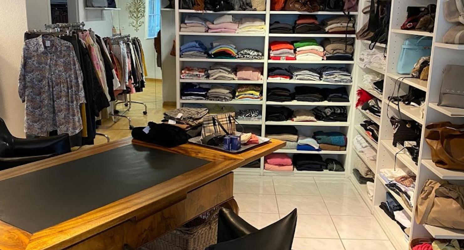 Second Hand-Mode und Näh-Atelier - Second-Hand-Kleidung in Zürich