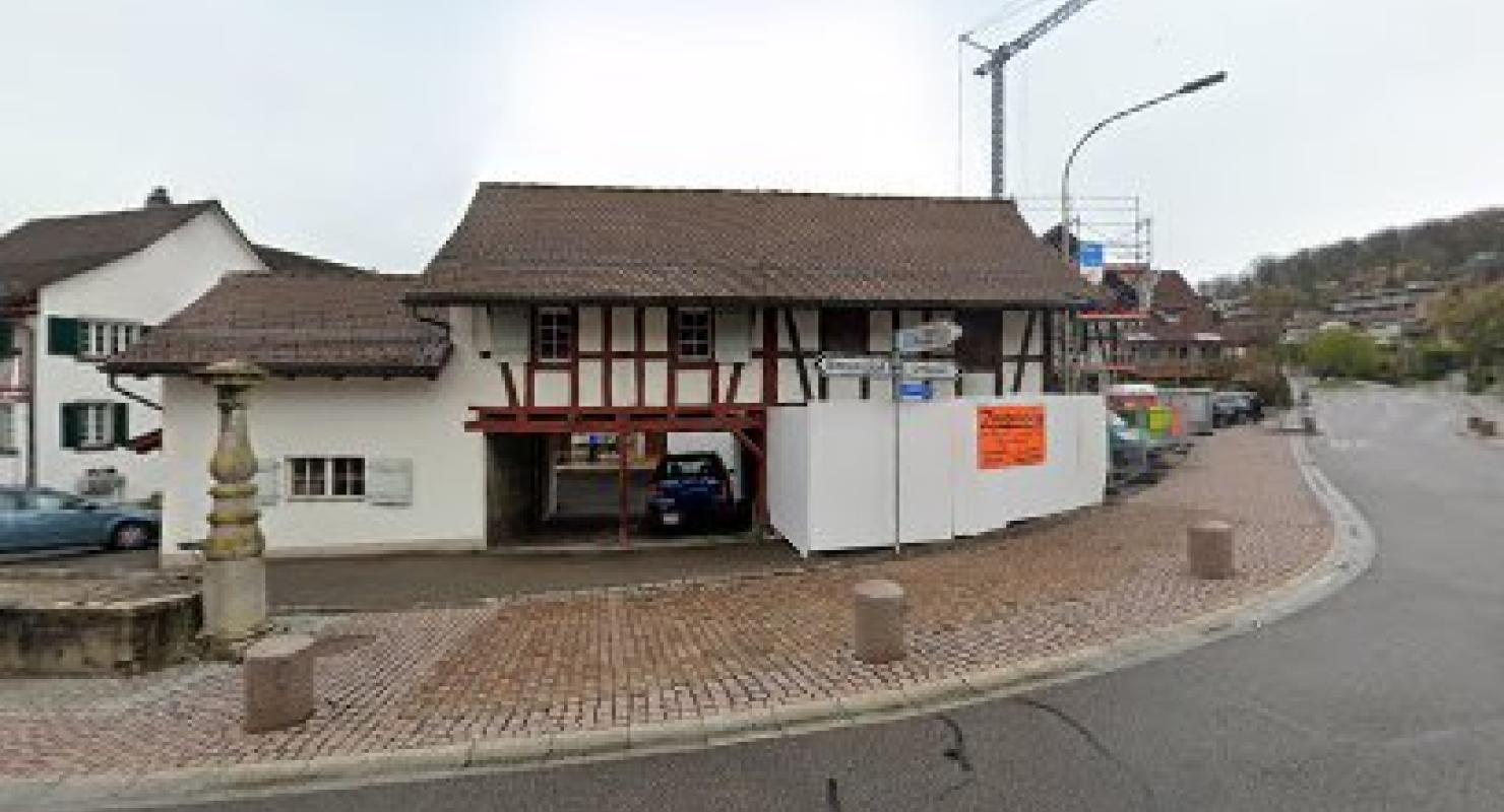 Quasi-Neu - Second-Hand-Kleidung in Zürich