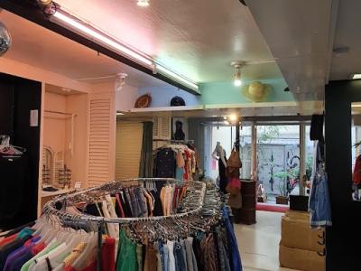 Blenda Vintage / Blenda 2 - Abbigliamento di seconda mano a Zurigo