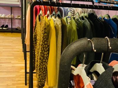 Zweierlei - Second-Hand-Kleidung in Zürich