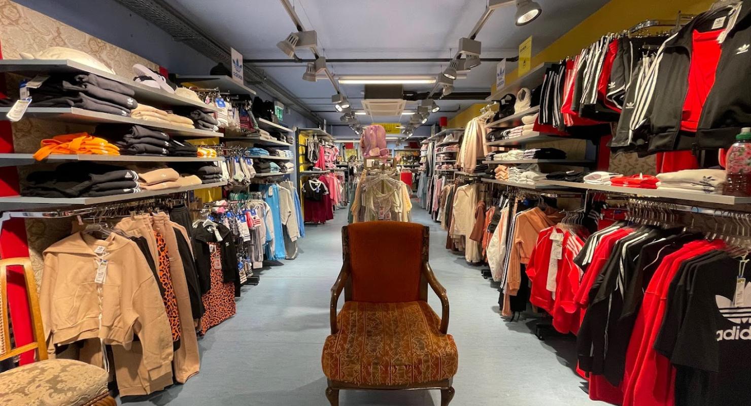 Metro store - Winterthur - Second-Hand-Kleidung in Zürich