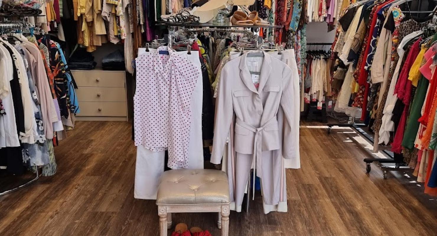 Second Hand Finesse Zürich - Abbigliamento di seconda mano in Zurigo