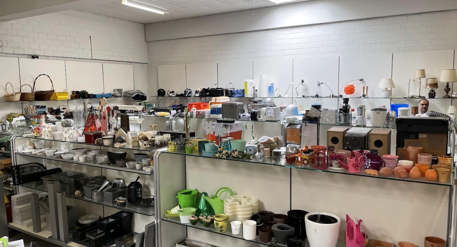 Brockenhaus Grüze - Abbigliamento di seconda mano in Zurigo