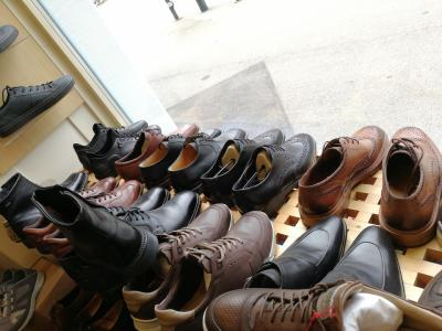 Elia Schuhe und Schuhreparaturen - Second-Hand-Kleidung in Zürich