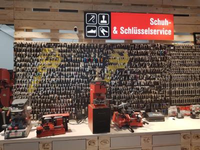 Mister Minit - Second-Hand-Kleidung in Zürich