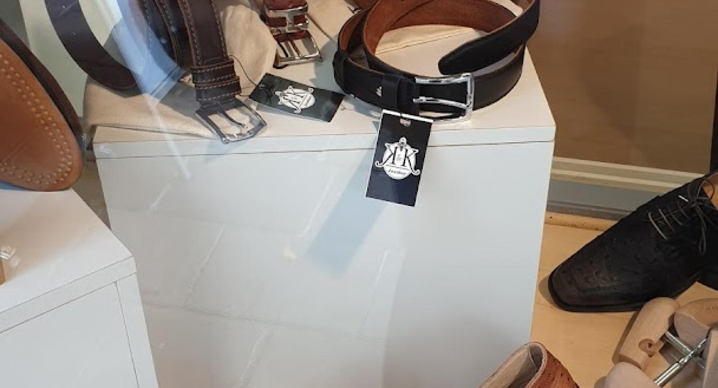 Ihr Schuhmacher Schlüssel Service - Second-Hand-Kleidung in Aargau