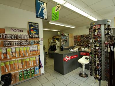 Schumacherei La Scarpa Da Peppe - Second-Hand-Kleidung in Zürich