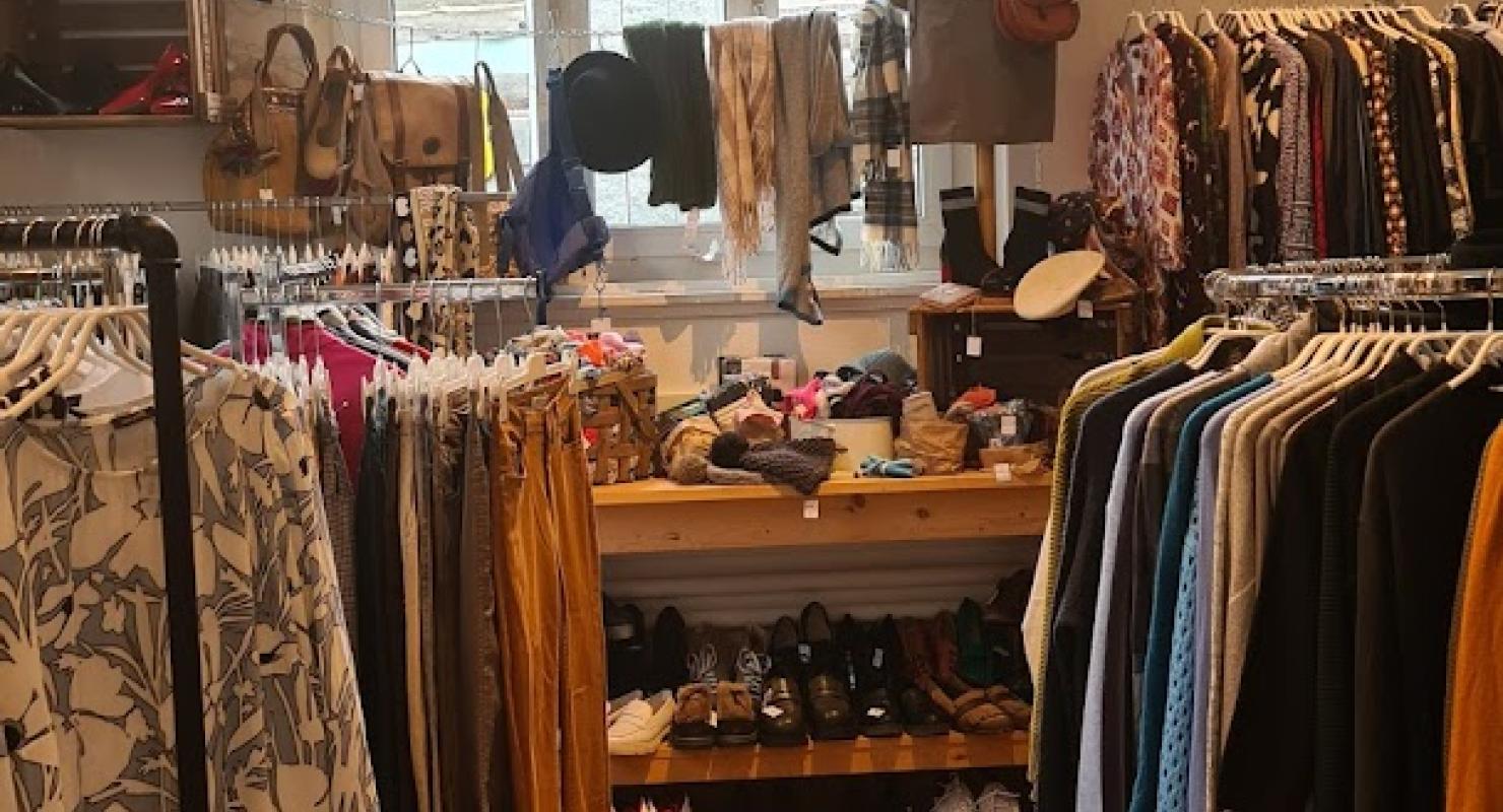 Frau Fabrique Secondhand Boutique - Second-hand Clothing in Zurich