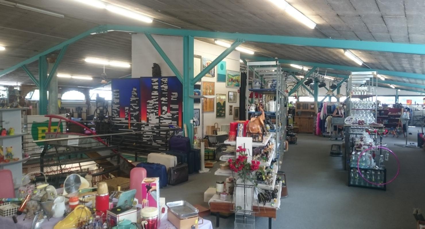 Arche Brockenhaus - Second-Hand-Kleidung in Zürich