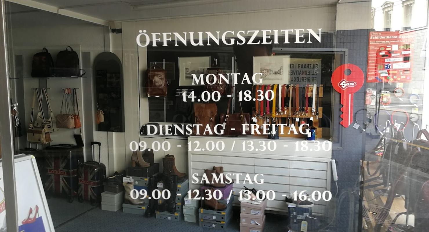 Mr. Santo Fulginiti Schlüsselservice - Abbigliamento di seconda mano in Zurigo