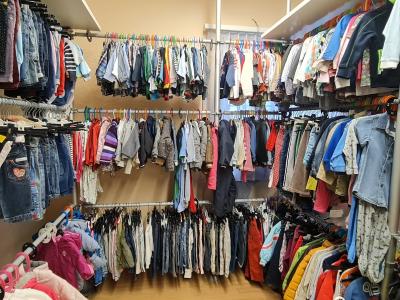 Kinderkleiderbörse Wehntal - Second-Hand-Kleidung in Zürich