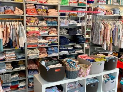Pompons - Second-Hand-Kleidung in Zürich