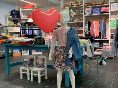 Picobello - Schönes für Kinder - Second-hand Clothing in Zurich