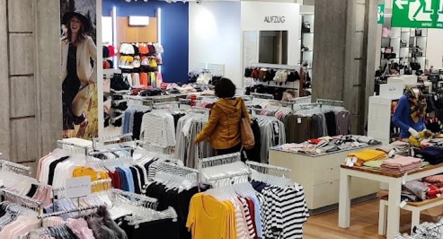 Peek & Cloppenburg - Vêtements de seconde main in Zurich